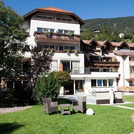 Familienhotel Alpina All Inklusive Веннс Екстер'єр фото